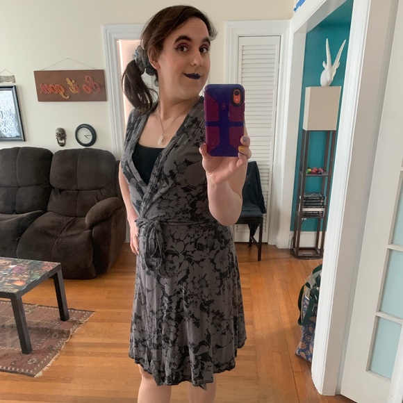 Meet your Posher, Estelle - Picture 7 of 8